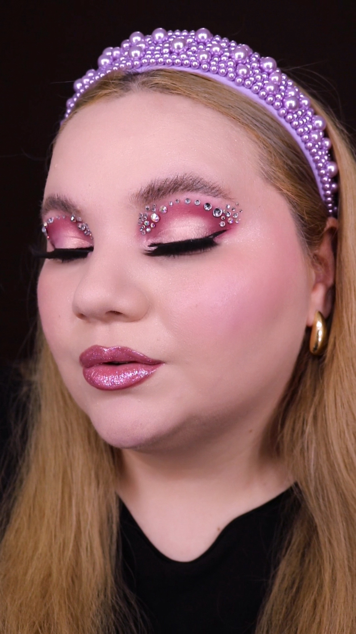 Já tá liberado postar make de carnaval? 🎉

A de hoje é com @ninamkup 💖 #NinaLoversNoCarnaval

#LTKbrasil #LTKbeleza #LTKsummer