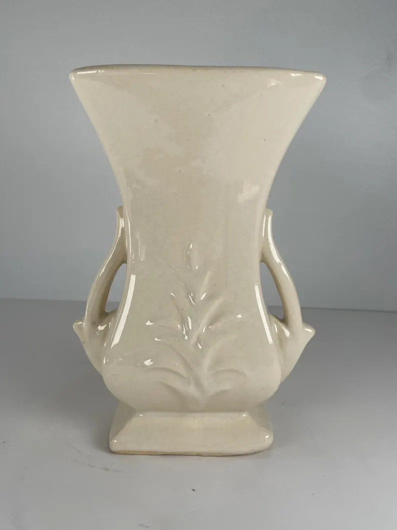 Vintage Matte White Mccoy Ceramic Vase Two Handles 1940s Pottery - Etsy | Etsy (US)