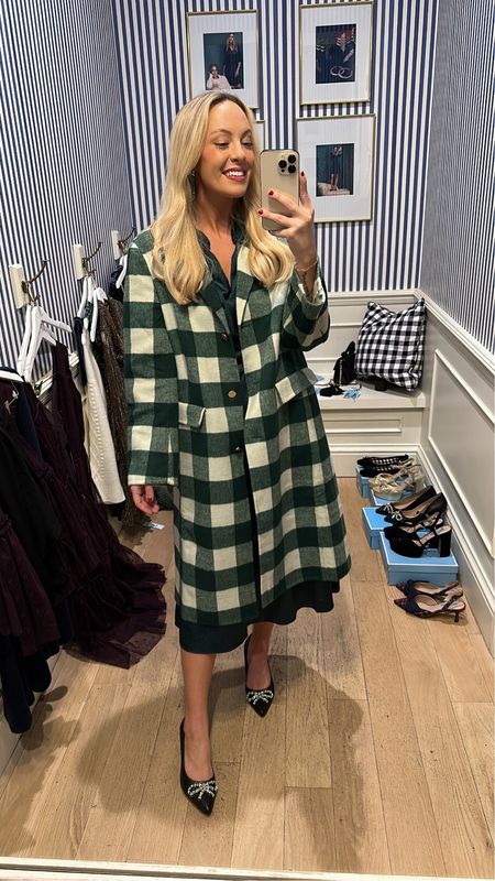 Winter Coat Outfit

Use code TAYLOR30 for 30% off Draper James until 12/12

Holiday outfit, winter outfit, winter coat, outfit inspo, green outfit 

#LTKstyletip #LTKSeasonal #LTKHoliday