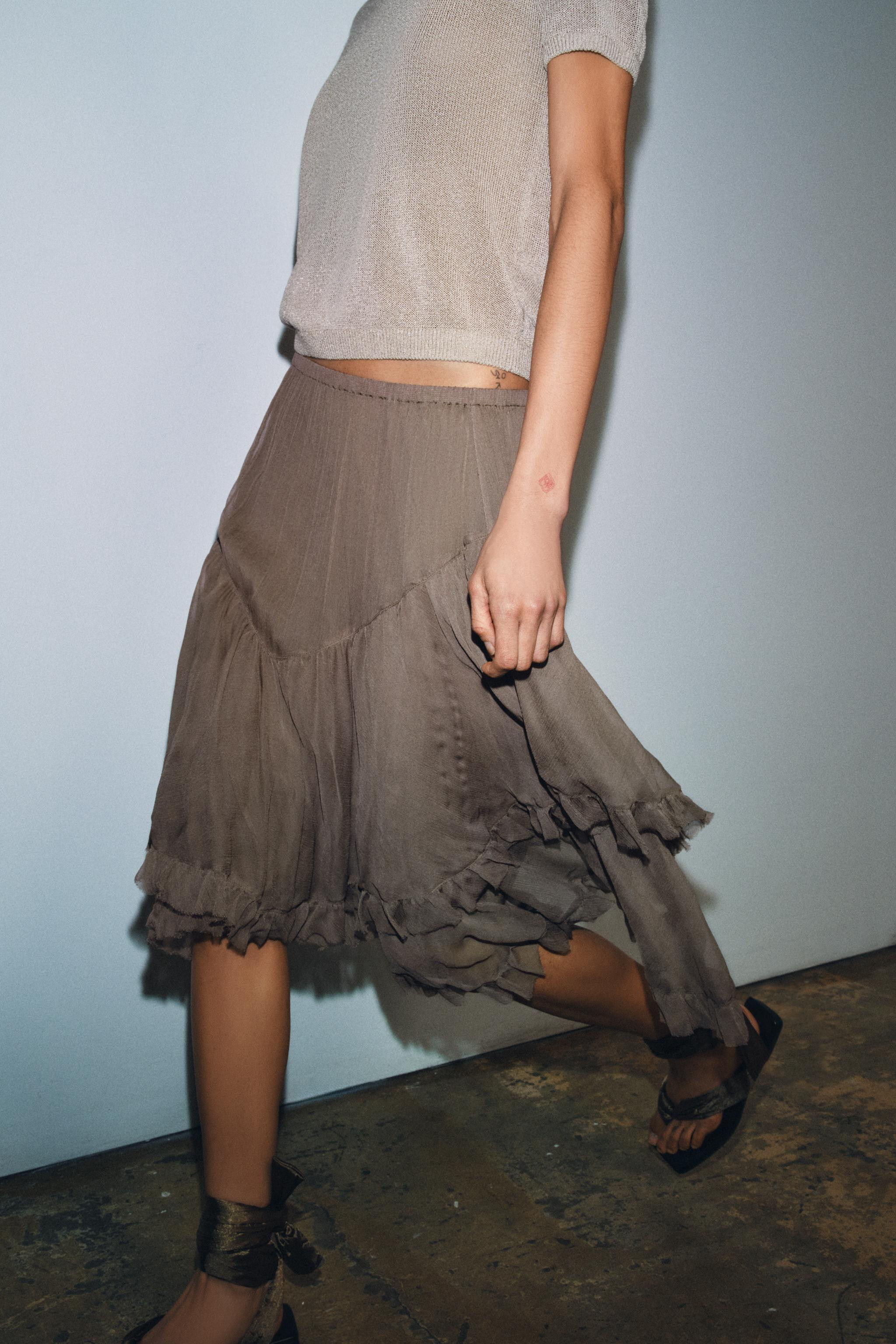 ZW COLLECTION ROCK MIT VOLANTS | Zara US