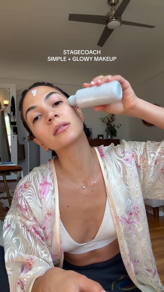 Pixie on the glow base I used Honey, Saie in Rose Glow, Rhode toasted Teddy Bare minerals Blonzer, lip liner is Whirl

#LTKBeauty #LTKFestival #LTKStyleTip