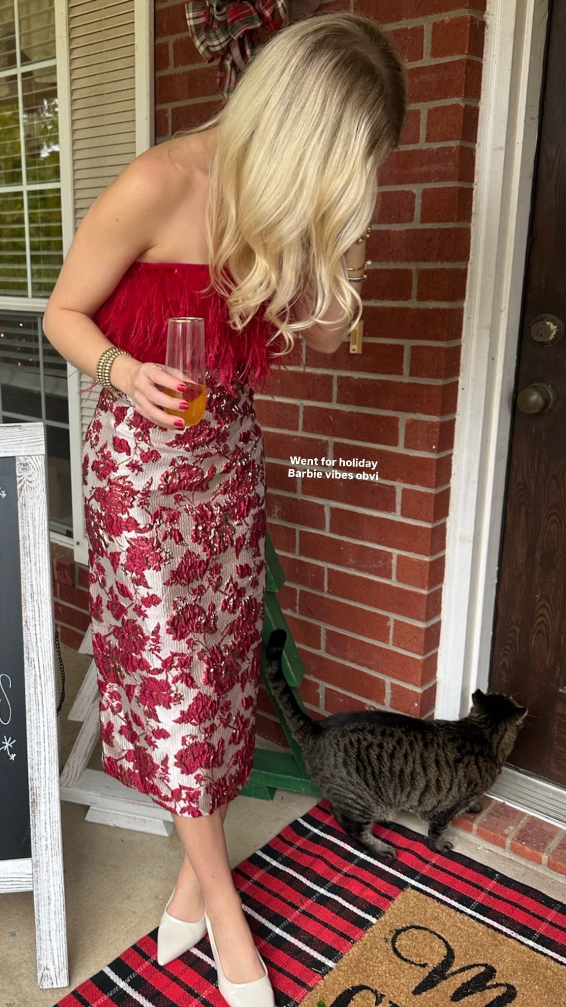 The perfect holiday dress✨🎁  #tuckernuck #tuckernuckdress #holidayootd #holidaydress #holidayparty #christmasparty #christmasootd #christmasdress #christmas #christmas2025 #companyparty #happyholidays #ltkstyle #ltkstyletip #ltkfinds

#LTKHoliday #LTKGiftGuide #LTKootd