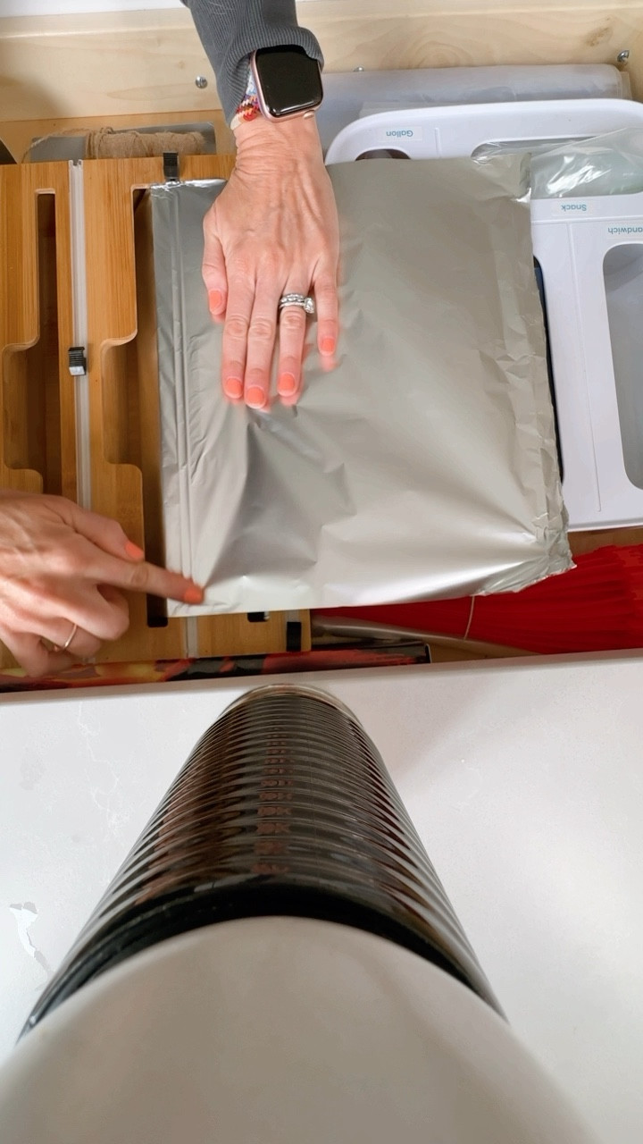 kitchen organization hack!!  these products have saved so much time and space keeping storage bags, tinfoil, etc organized. 

Both on SUPER SALE!

#amazon #home #kitchen #organization 



#LTKfamily #LTKfindsunder50