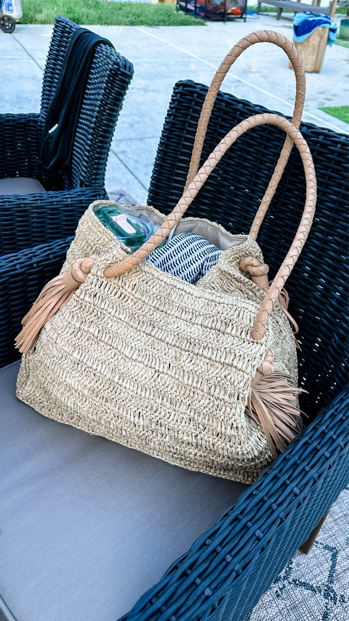 Love her!! She’s the perfect size to fit a bunch of stuff without being too cumbersome. Also has a cinchable liner inside so nothing falls out!

#LTKmomlife #LTKTravel #LTKstorytime