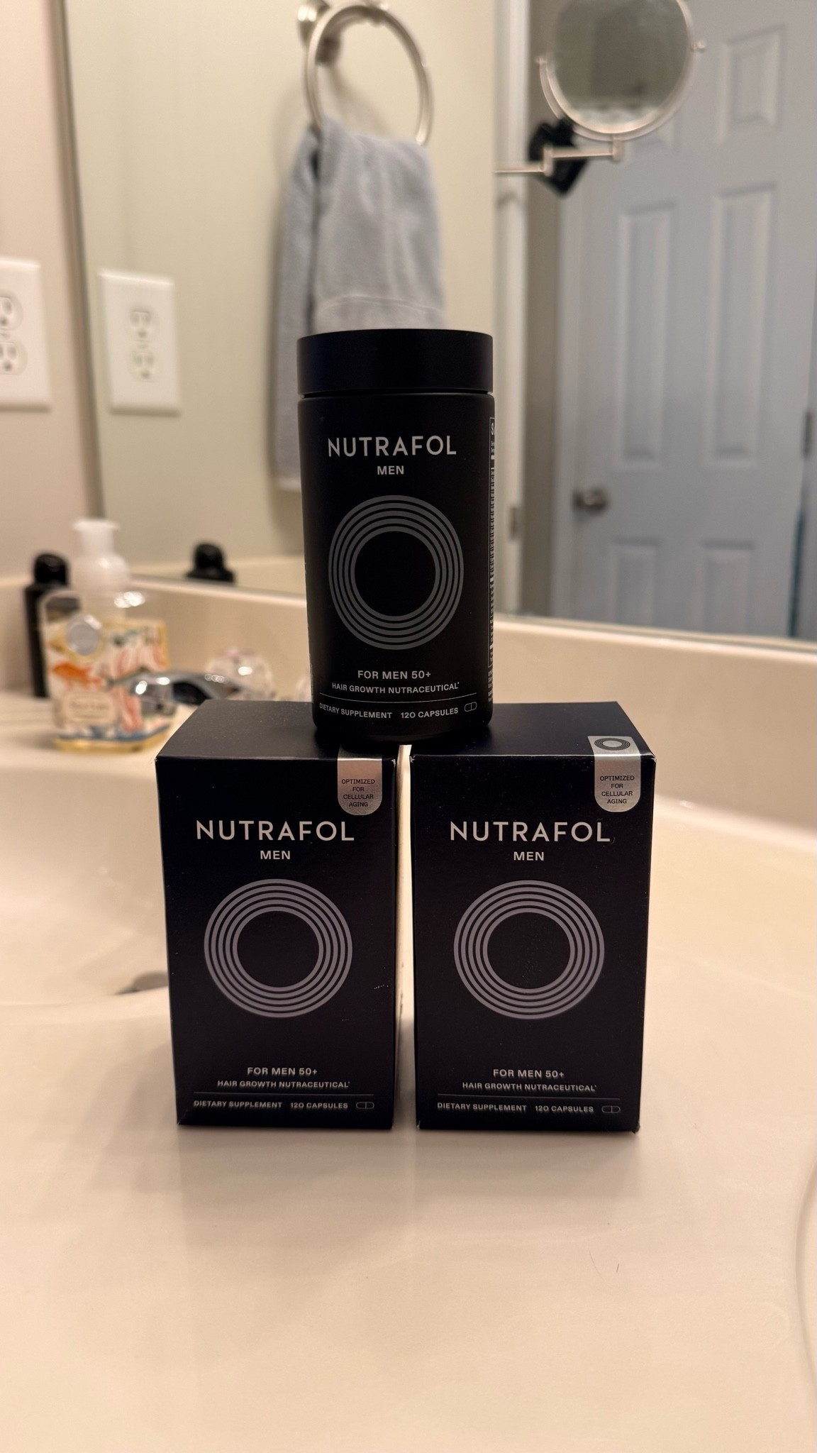 @Nutrafol for men. Trying to thicken up my husbands hair 😉👍🏻

#LTKdayinmylife #LTKBeauty
