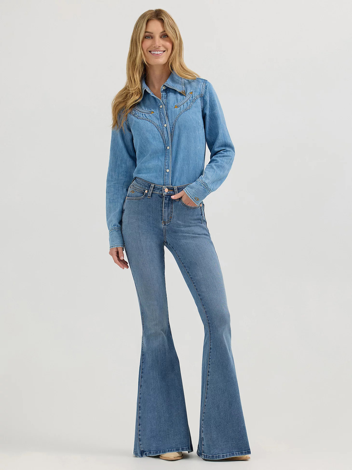 Wrangler x Lainey Wilson Daydream Raw Hem Bell Bottoms in Daydream Wash | Wrangler