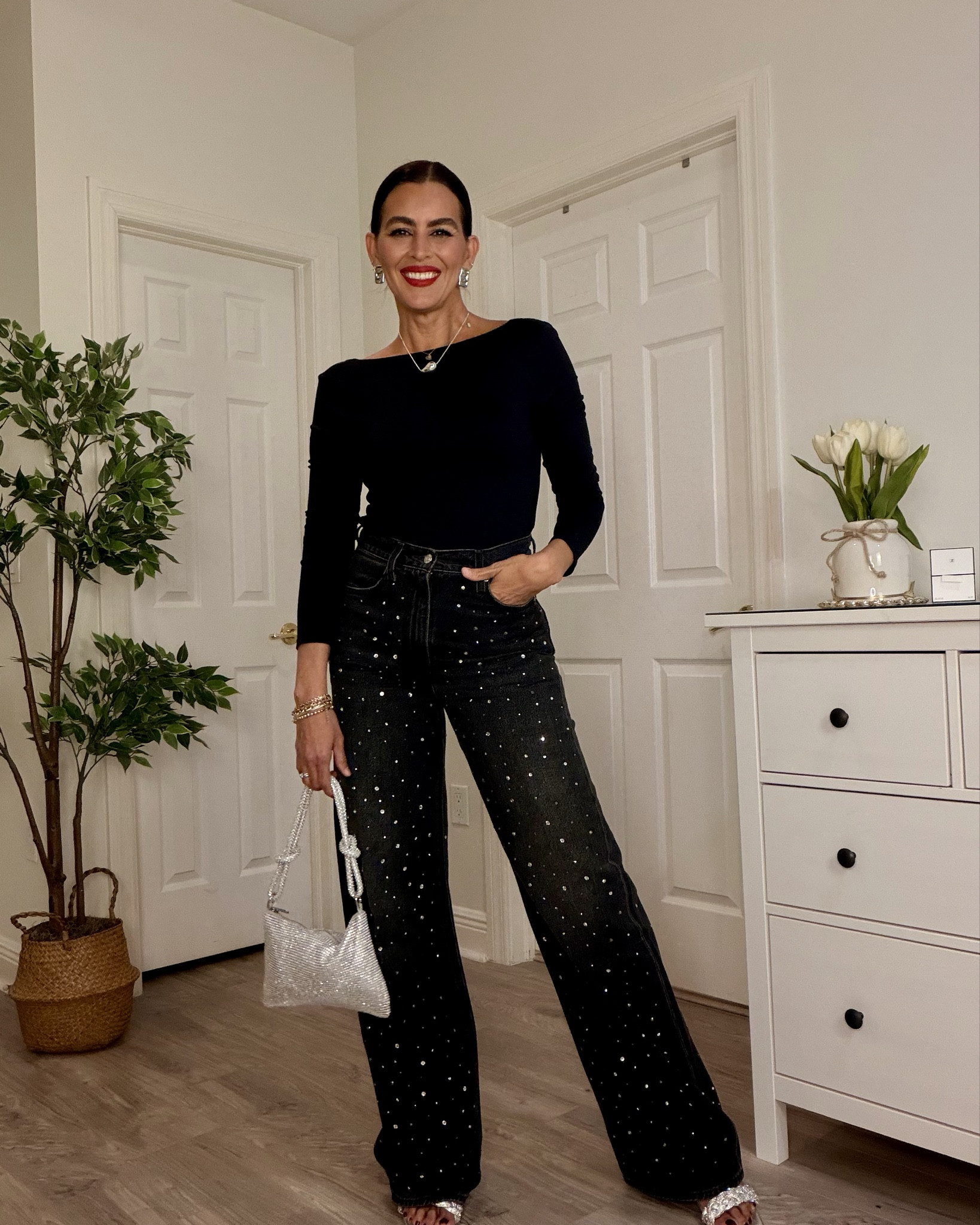 Wearing a size 27 x34 in jeans. There’s no stretch, I size up. 
Lipstick is ruby woo.
Size m in blazer and sweater.
Size S in top. 

#LTKHoliday #LTKOver40 #LTKootd