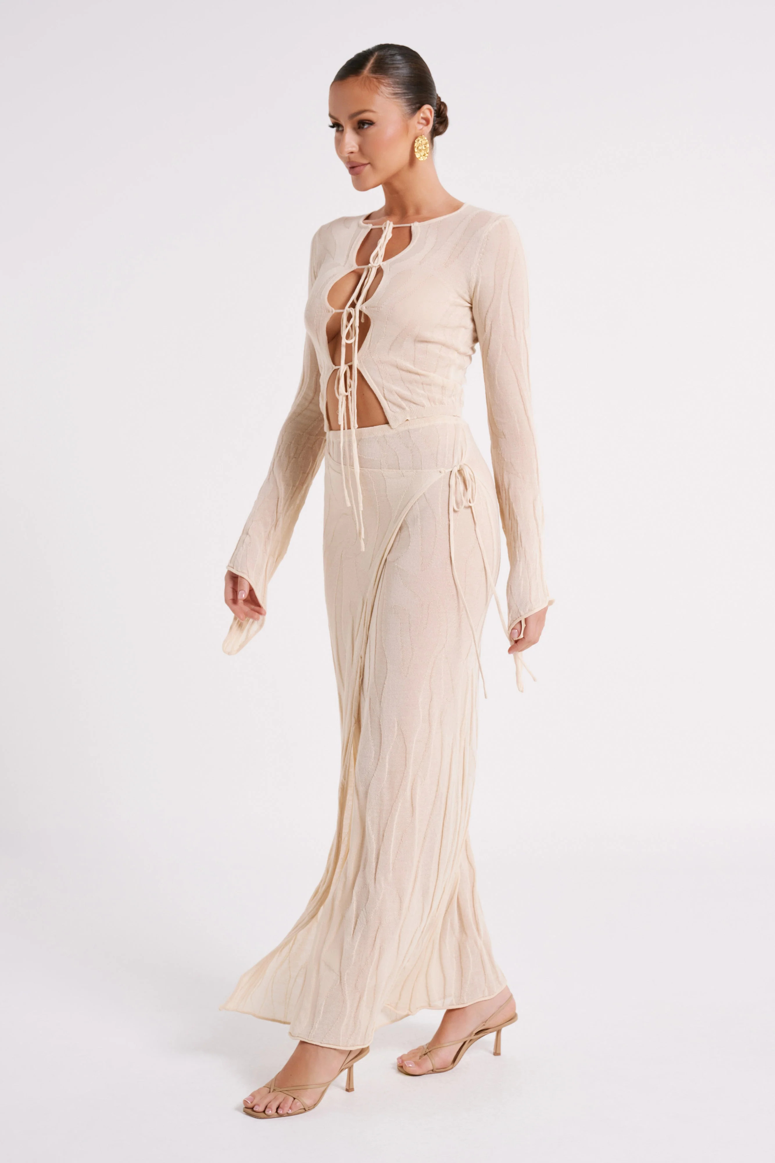 Akari Knit Maxi Skirt - Ivory | MESHKI US