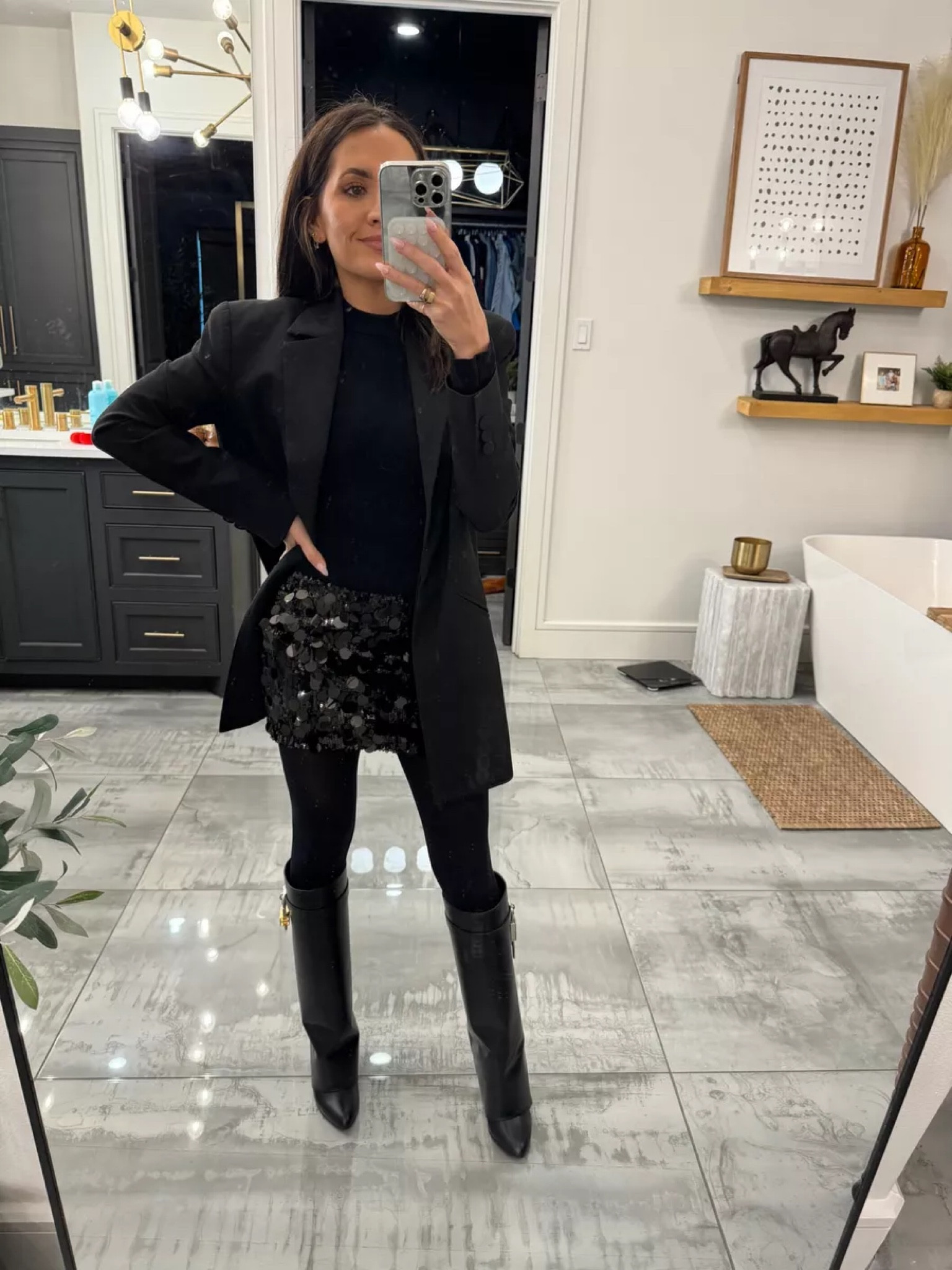 Vegas

#LTKParties #LTKHoliday #LTKSeasonal