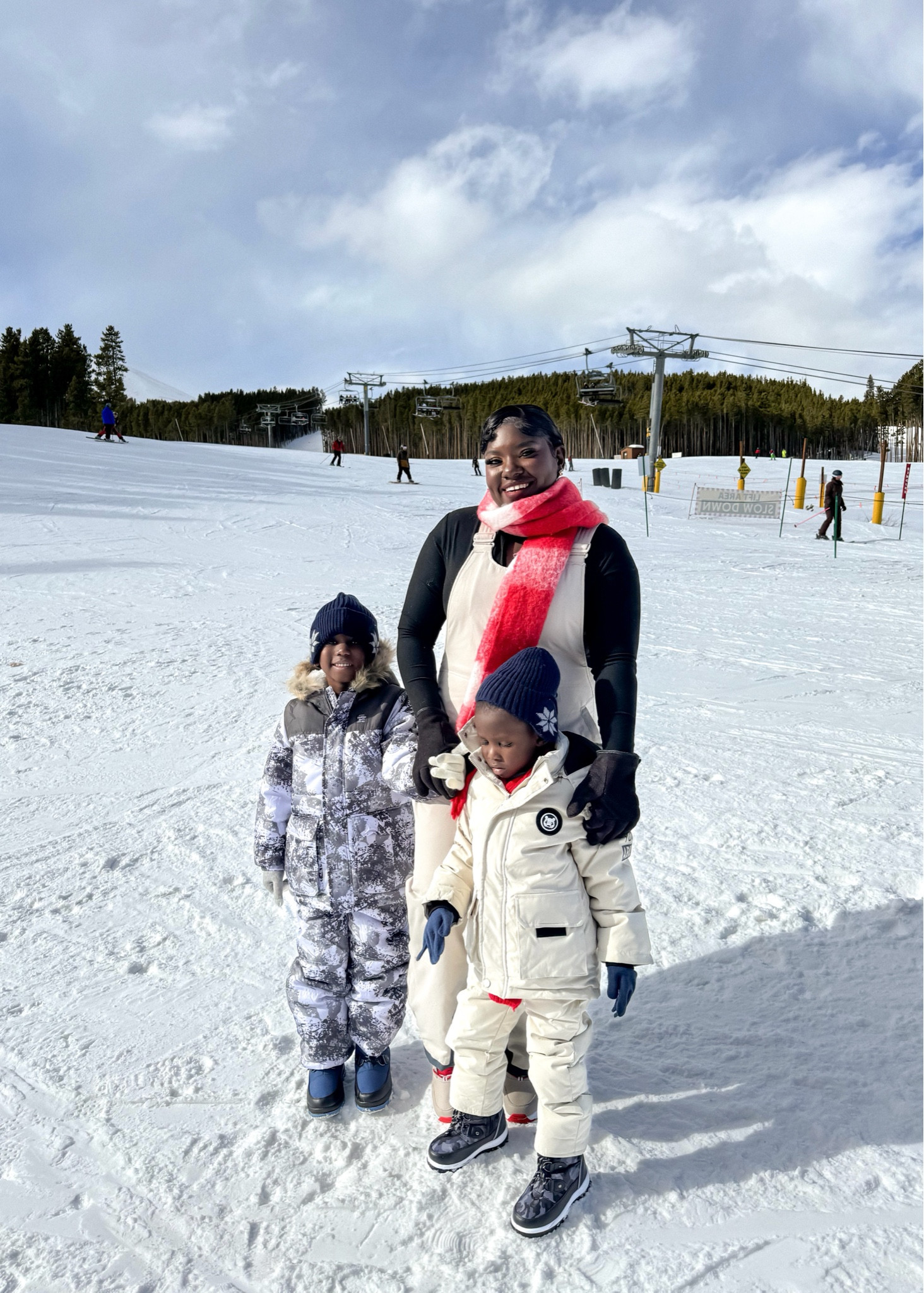 Ski Vacation Outfits

Ski outfits for family, ski suit, toddlers ski suit. Ski outfits

#LTKKids #LTKStyleTip #LTKTravel