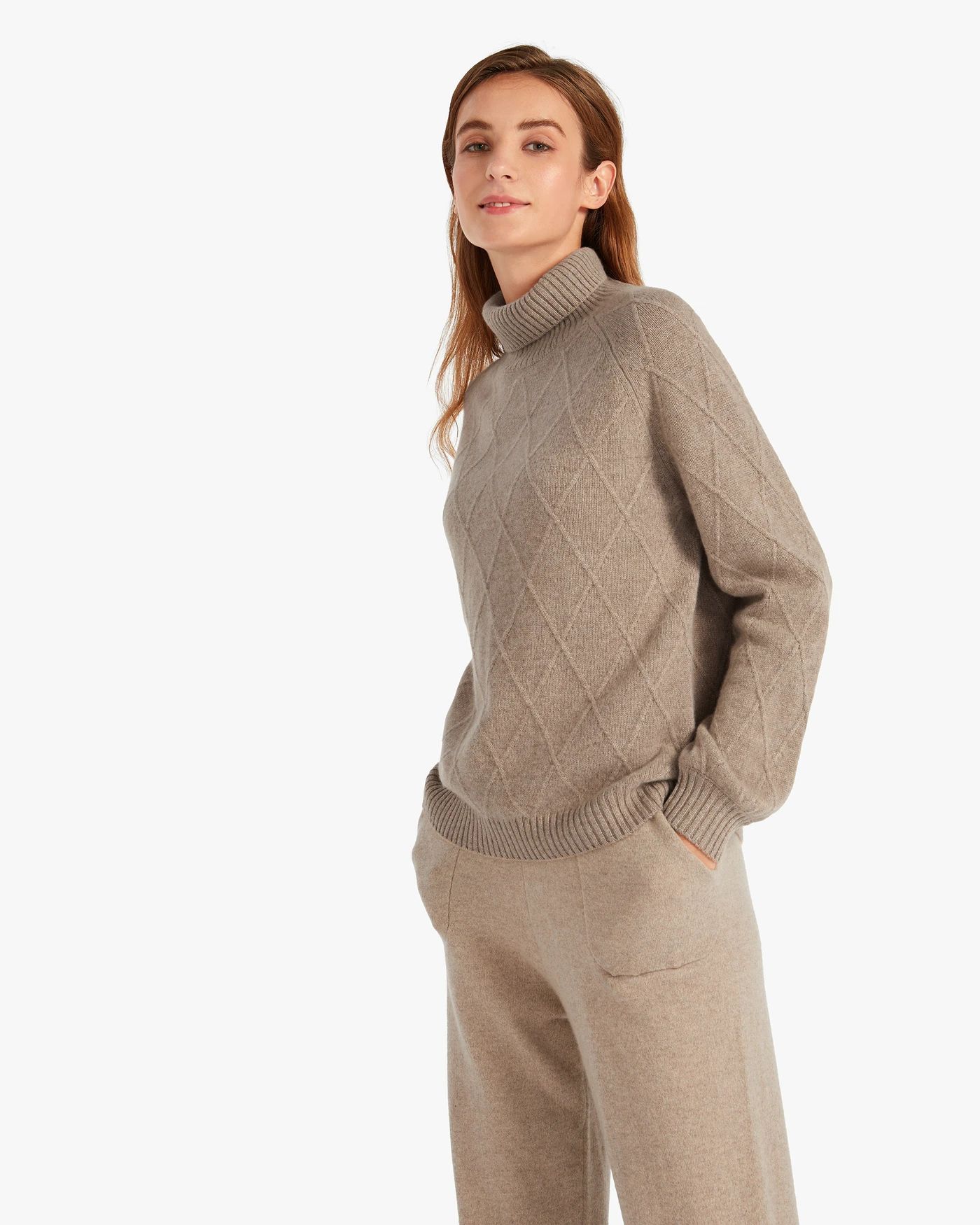 Unique Diamond Knit Cashmere Turtleneck Sweater | LilySilk