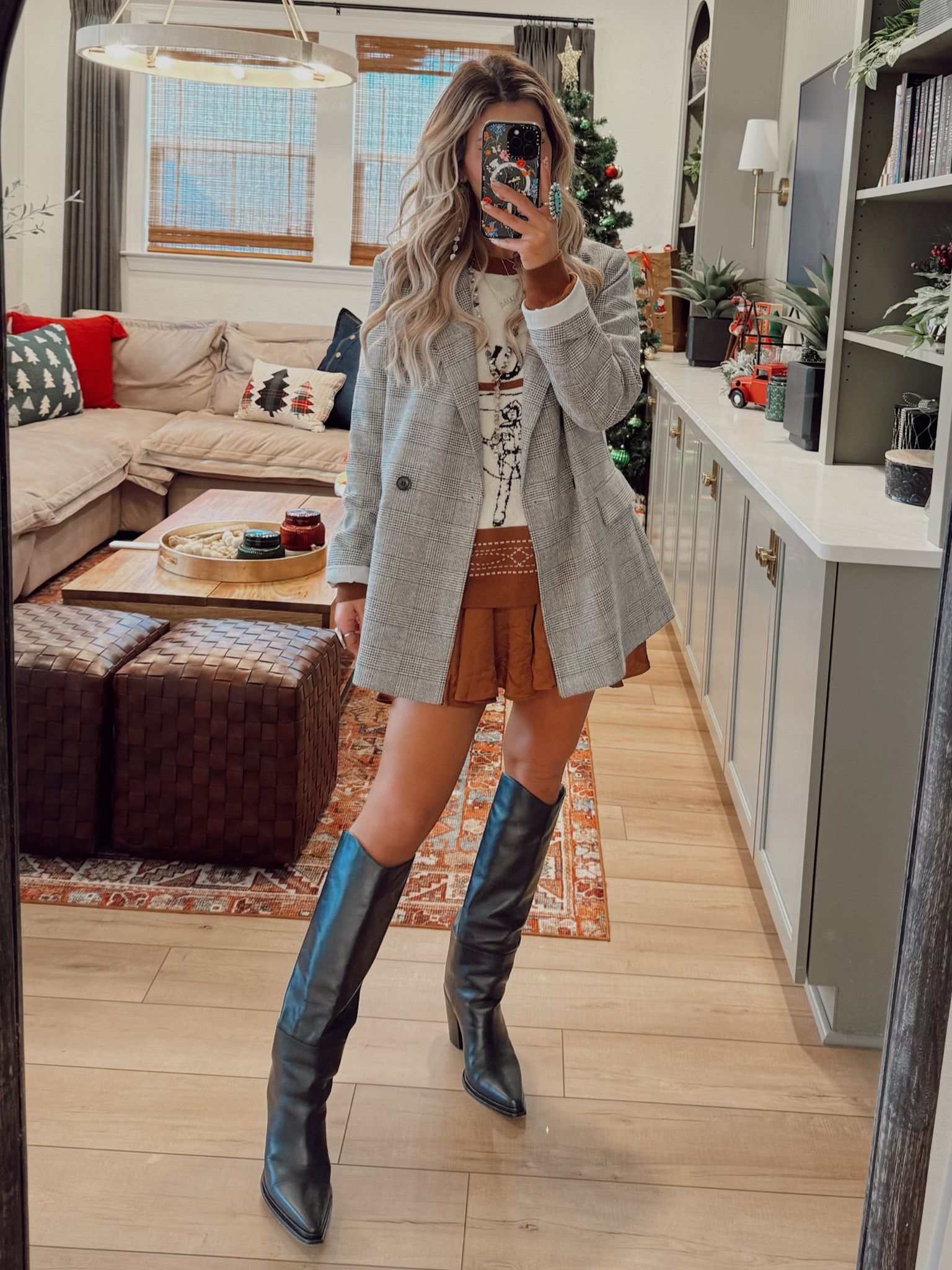 Blazer - old H&M
Shorts- old Vici 
Sweater- idk which boutique I bought it from but 7 Bar has the same one!
Boots- Jimmy Choo 
Purse- Chanel 
Earrings and Necklace - Imperfect Collective 
Ring- Nizhoni 