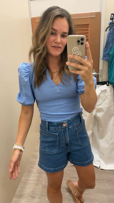 Like and comment “KOHLS SHORTS” to have all links sent directly to your messages. Loving these shorts from kohls they seem so high end. Great fit, details and on sale for $29 I went down to a 4 ✨ 
.
#kohls #kohlsfinds #denimshorts #summerstyle #womensshorts #denim #summeroutfit 

#LTKFindsUnder50 #LTKSaleAlert #LTKStyleTip