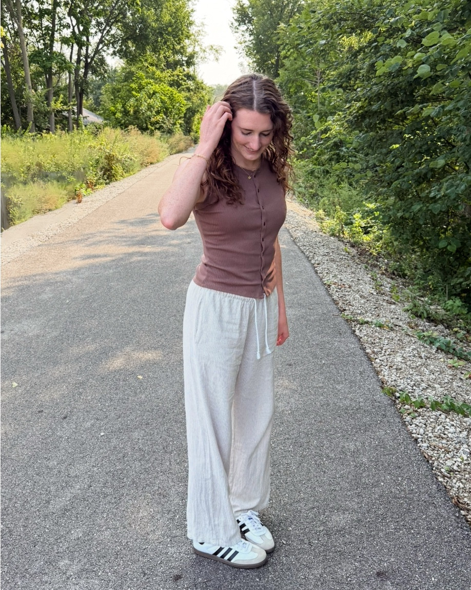 Cutie fall coffee date fit 🍂🍁

#LTKFindsUnder50 #LTKSeasonal #LTKFindsUnder100