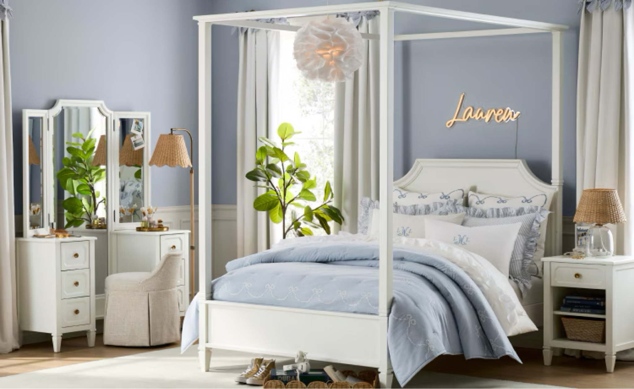 must have bedroom
#bedroominspo #bedding #bluebedroom #teenbedroom #musthaveitems #musthavedecor #aesthetic #cutebedroom #trending

#LTKFindsUnder100 #LTKHome #LTKKids