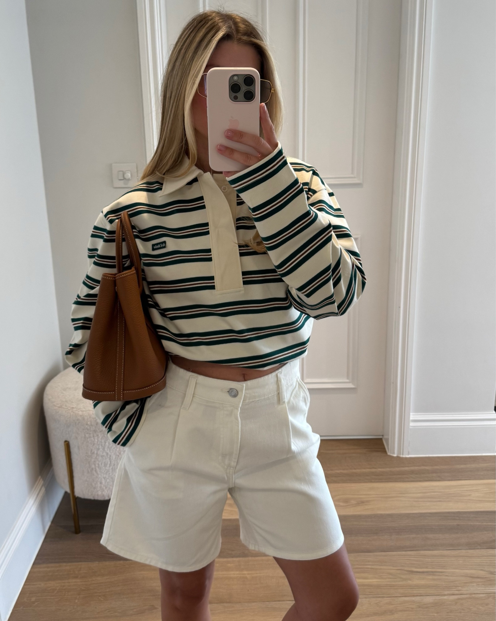 Jorts are in🤍⭐️ 

Wearing size 36 