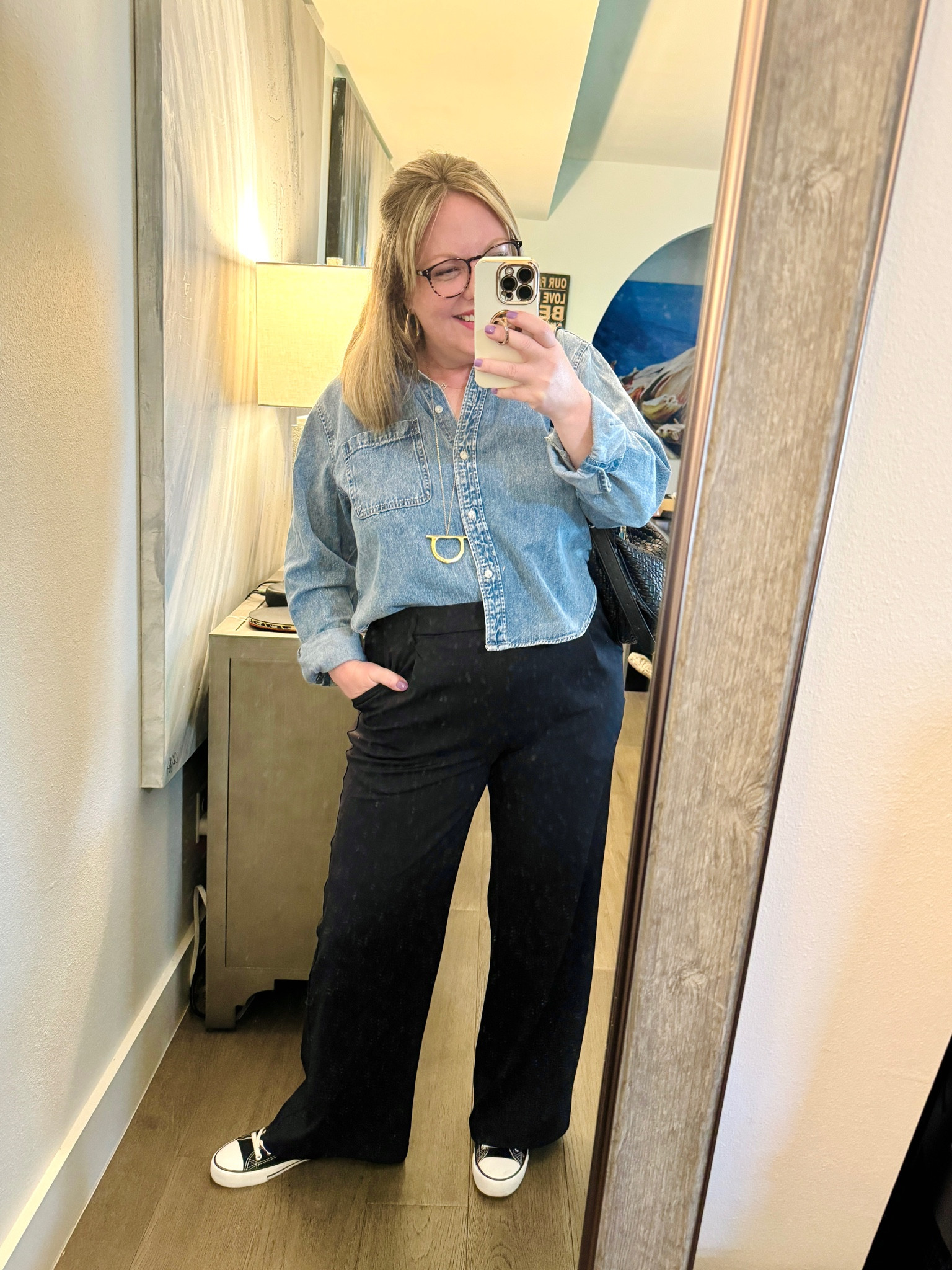 Large top & pants

#LTKfindsunder50 #LTKover40 #LTKmidsize