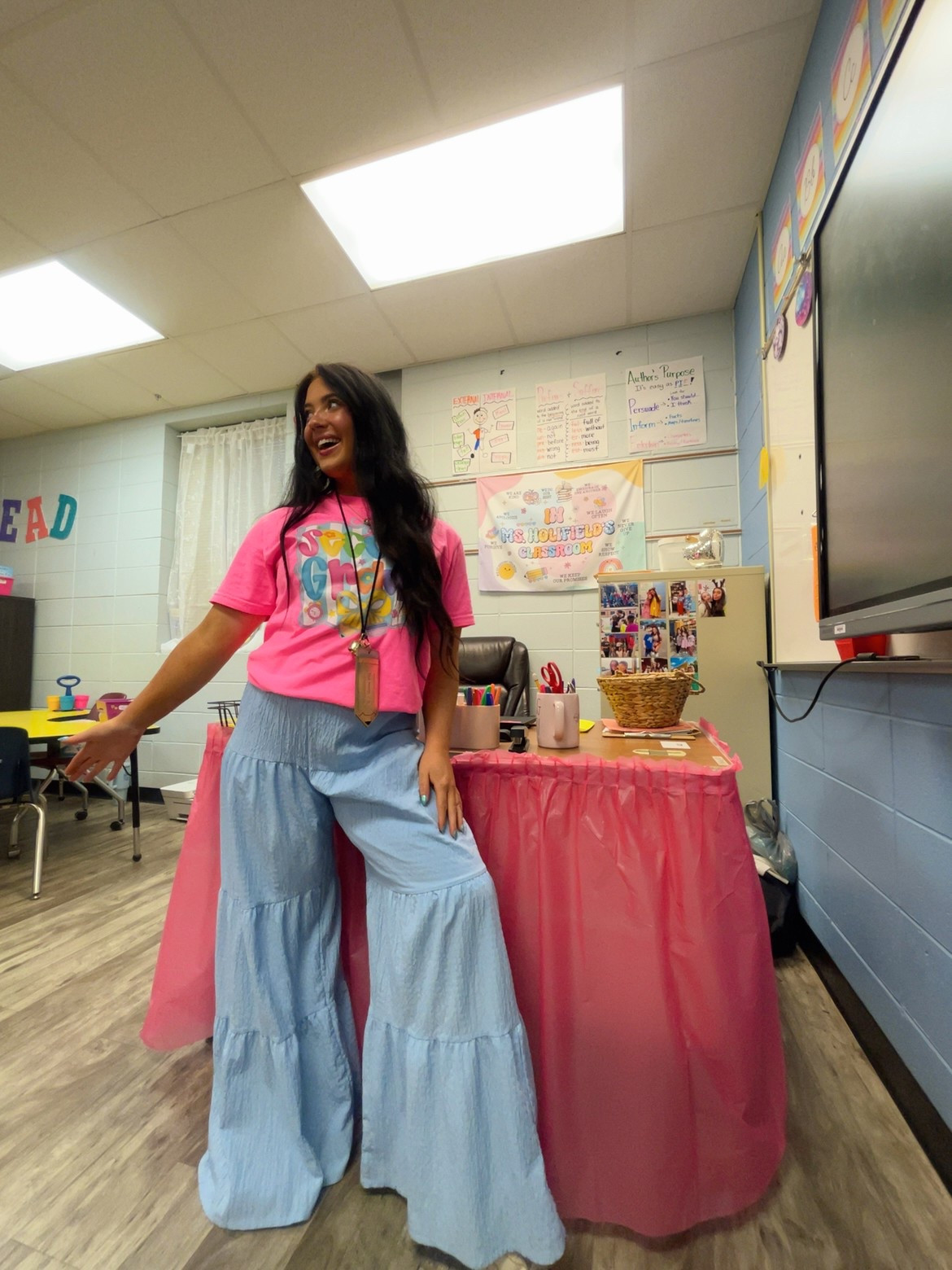 Comfortable teacher pants 🩷🫶🏼🪩✨ 

#LTKFindsUnder50 #LTKWorkwear #LTKStyleTip