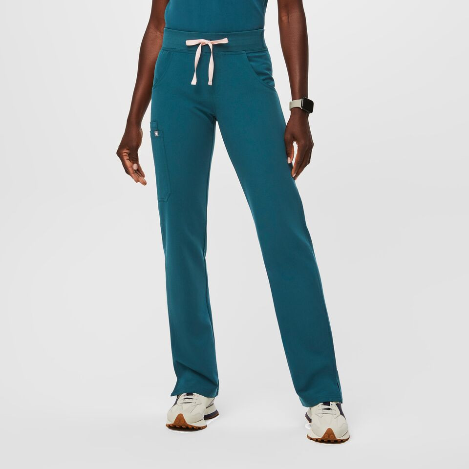 Women's Kade Cargo Scrub Pants - Caribbean Blue · FIGS | FIGS