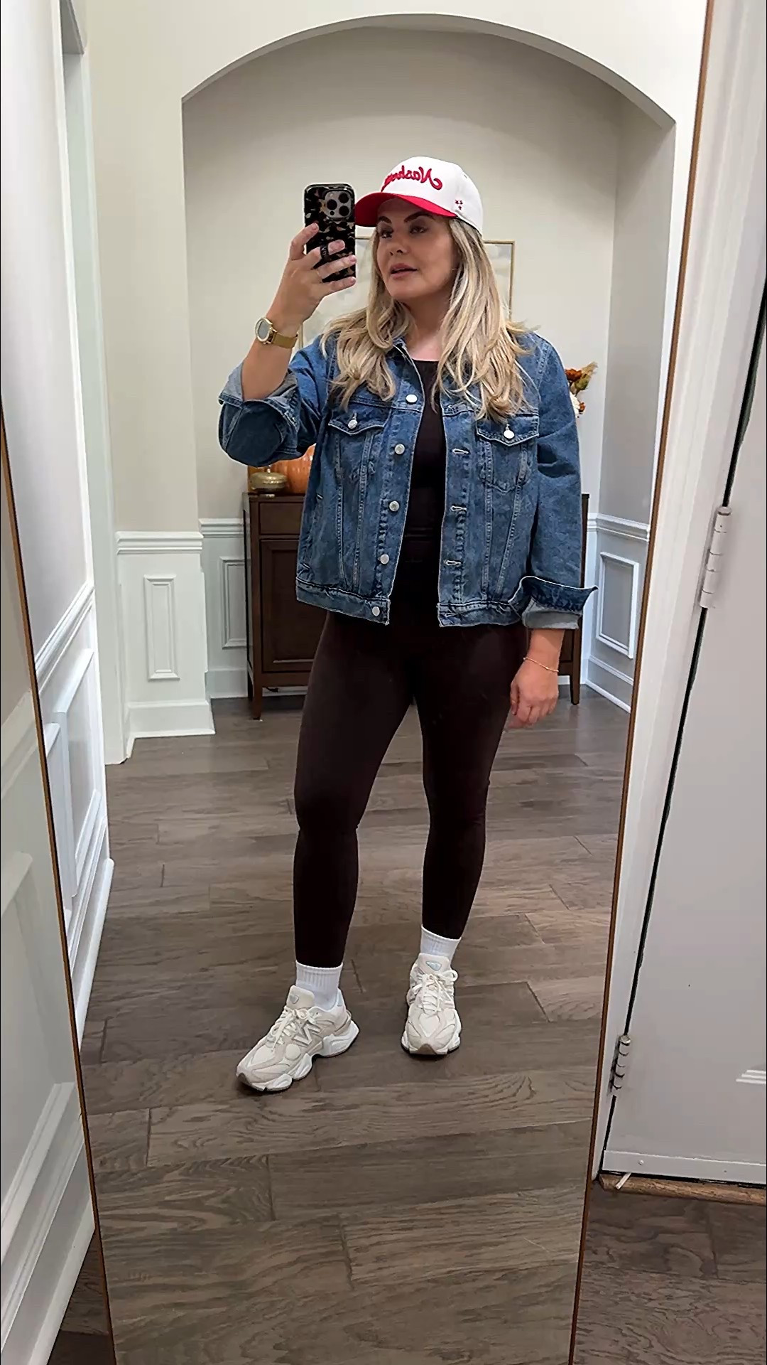 Casual, errands, brown, amazon, aerie, gap, gap factory, nashville, sneakers, athleisure, athletic 

#LTKStyleTip #LTKActive #LTKFindsUnder100

#LTKFindsUnder50 #LTKActive #LTKTravel