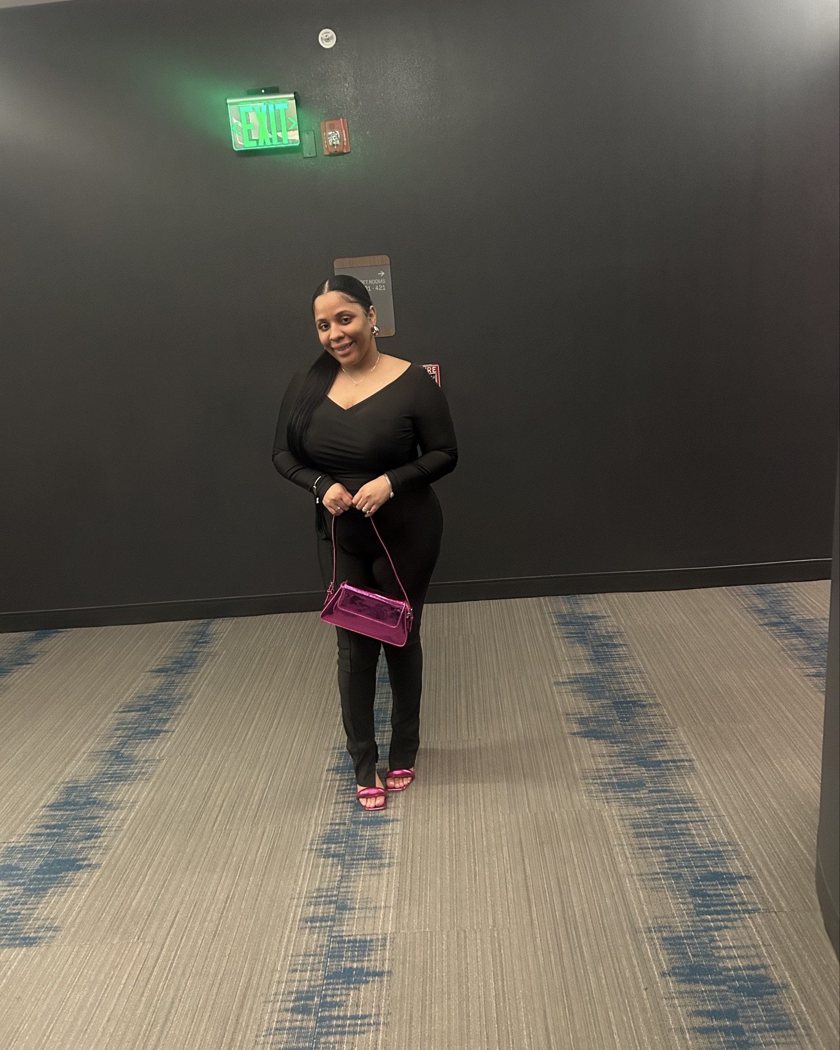 This super cute black two piece set I wore on date night is now on sale for Black Friday on Amazon. This cute set can be worn on any occasion. It’s very light yet cozy and might I add very fashionable .


Date night inspo, fall fashion, black outfits, two piece set, winter fashion, metallic heels, pink purse, anniversary outfit ideas, gwrm, Black Friday deals, ootd, ootn

#LTKgrwm #LTKootd #LTKSaleAlert