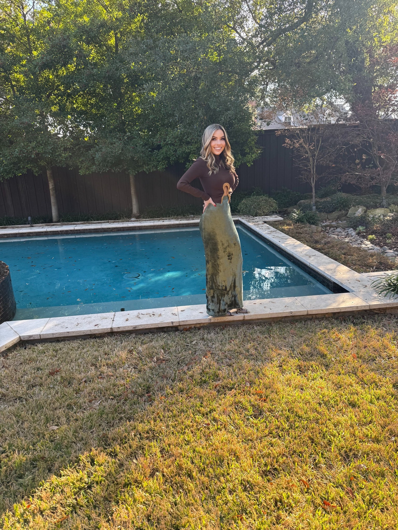 Christmas Day, but make it fashionable, festive and fab- without being a boring, cliché Christmas look. 🎄