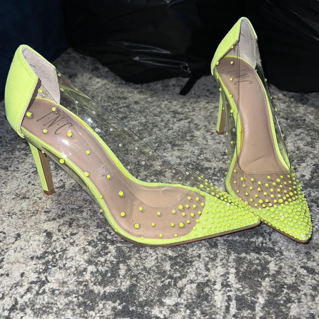 INC International Concepts Women's Pumps - Yellow/Green - US 9 | Depop US