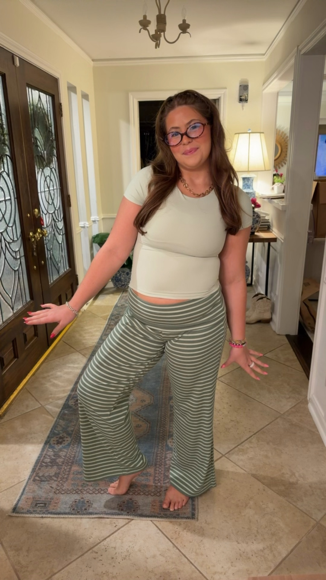 Olivia’s Aerie outfit for school. 
Size small. Pants run large  

#LTKdayinmylife #LTKvlog #LTKootd