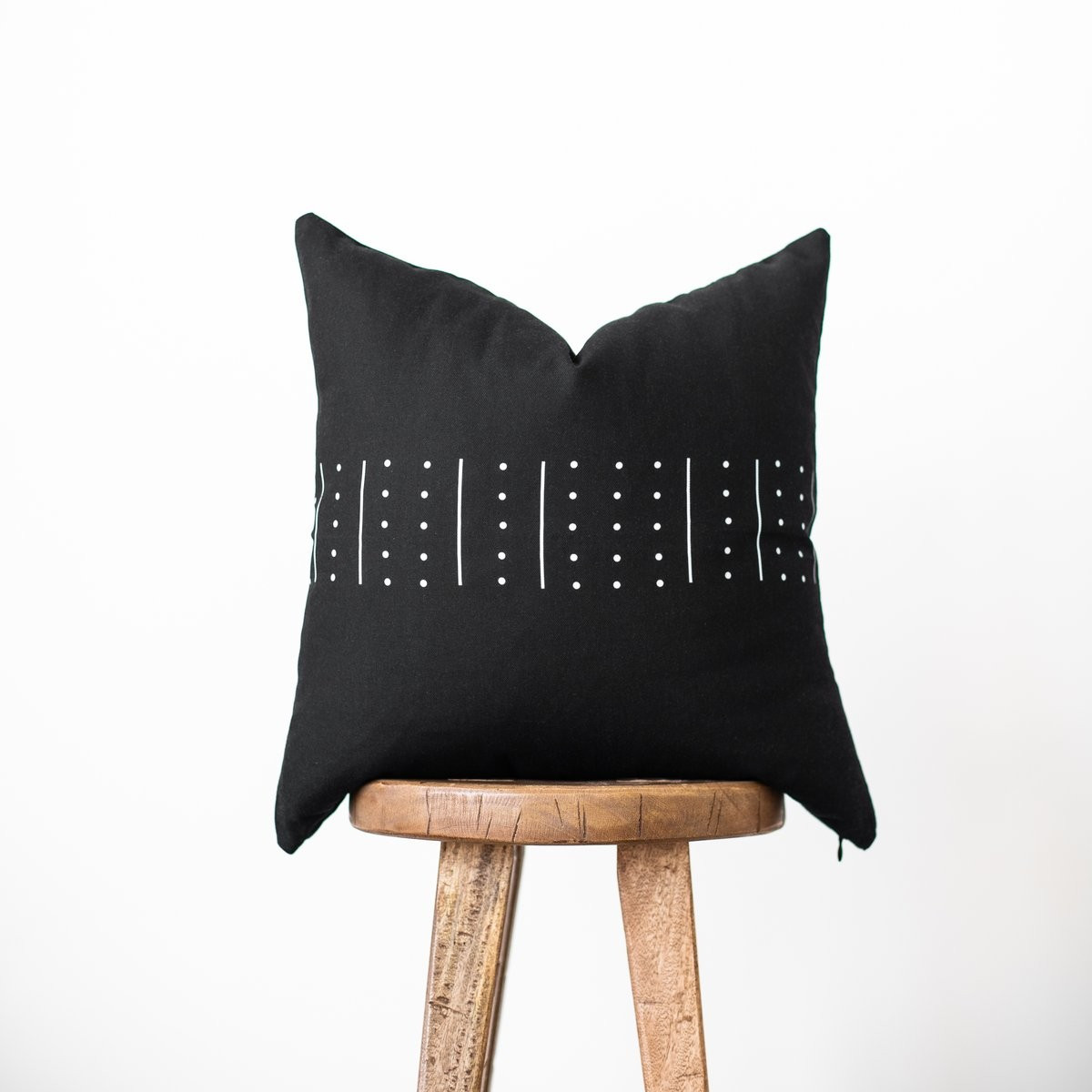 Zola Outdoor -  Black | Woven Nook