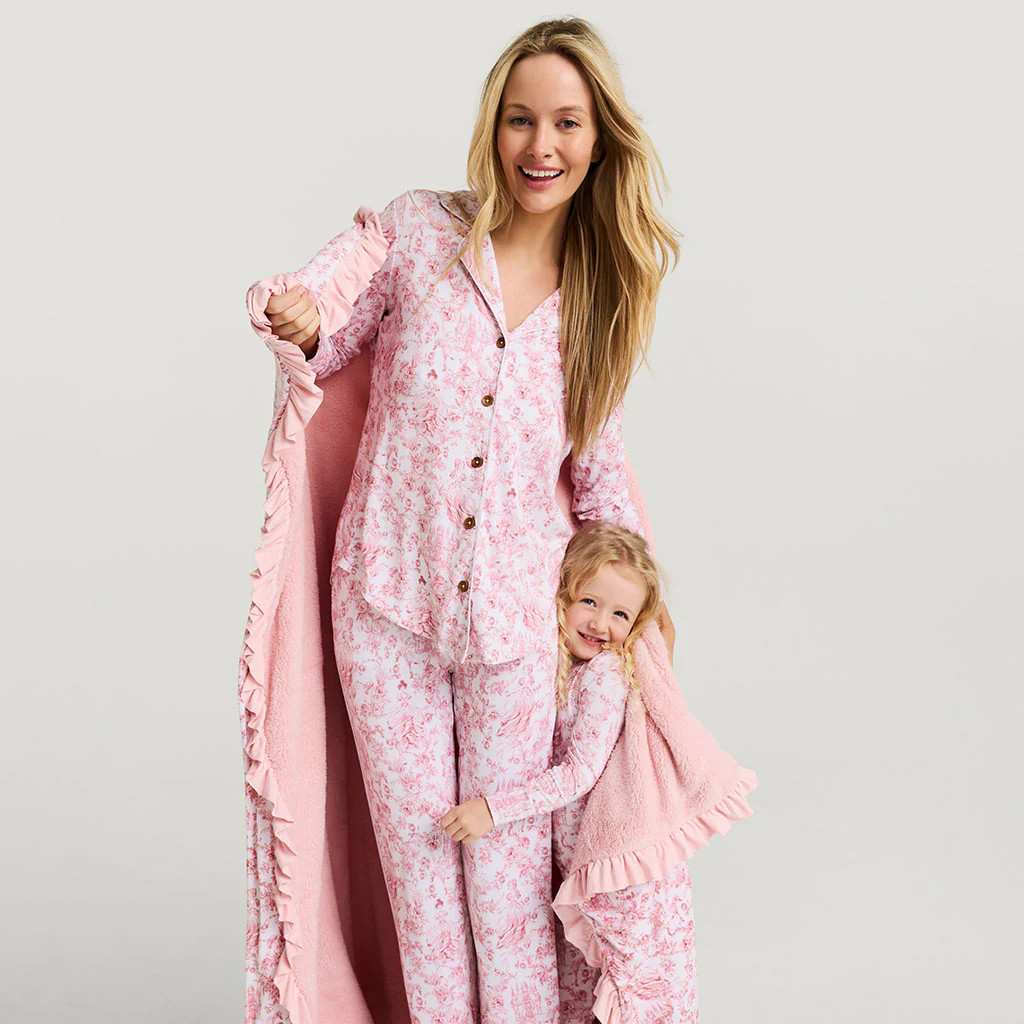 Floral White Luxe Womens Pajamas | Antoinette | Posh Peanut