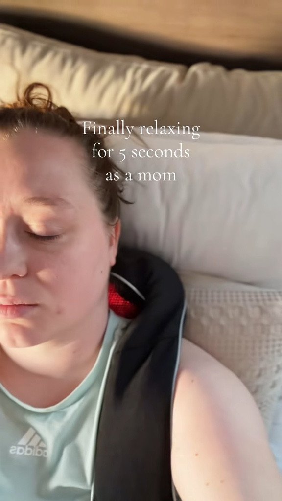 can’t even relax for 5 seconds without her taking over 😂 linked here


#LTKselfcare #LTKHome #LTKmomlife