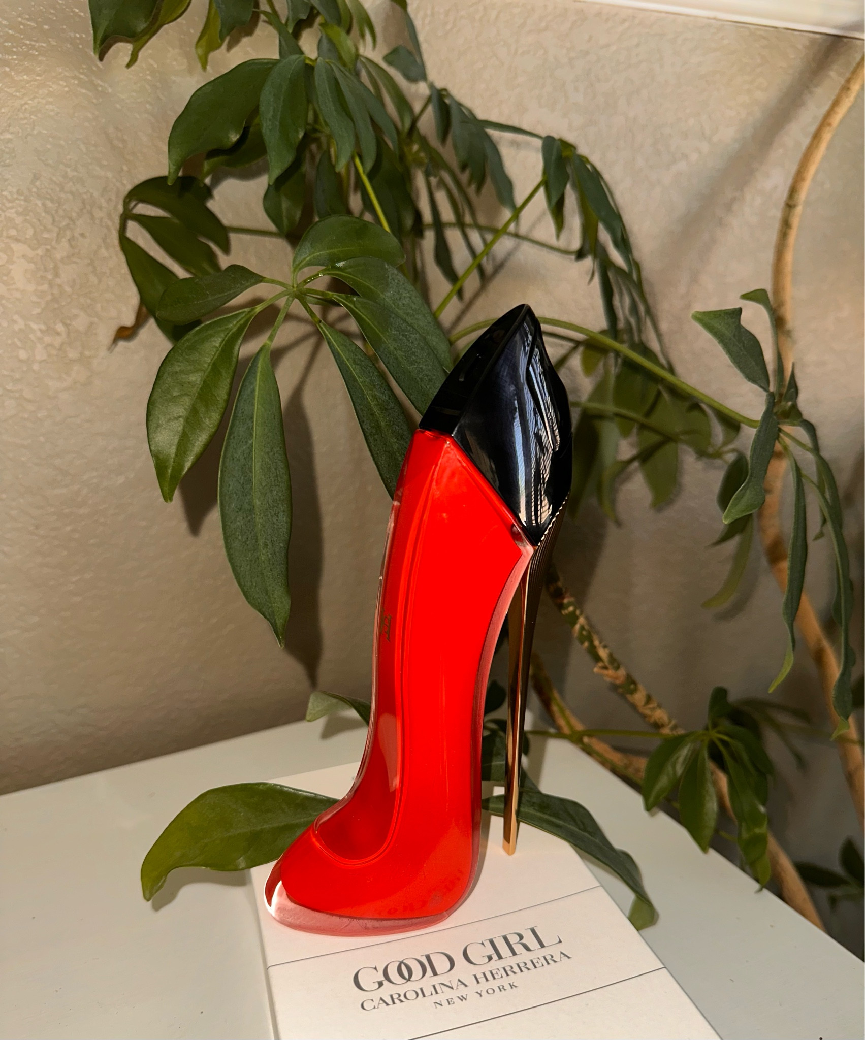 Feeling bold and feminine with “Very Good Girl” by Carolina Herrera 🌹✨ This fragrance is the perfect mix of fruity and floral, with a touch of elegance that lasts all day. Definitely a must-have for your collection! #VeryGoodGirl #CarolinaHerrera #PerfumeFavorites #FragranceGoals #ScentOfTheDay

#LTKFallSale #LTKStyleTip #LTKBeauty