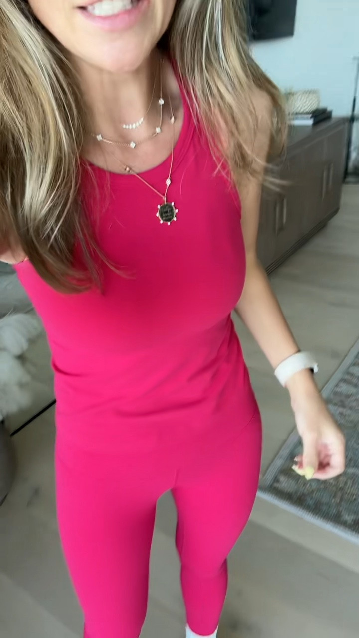 Home from getting my hair done, but wanted to share today’s Pilates outfit! Love this color! 💗
Lululemon leggings size 4
Top size 6
Sports bra size 6

#LTKStyleTip #LTKPetite #LTKActive