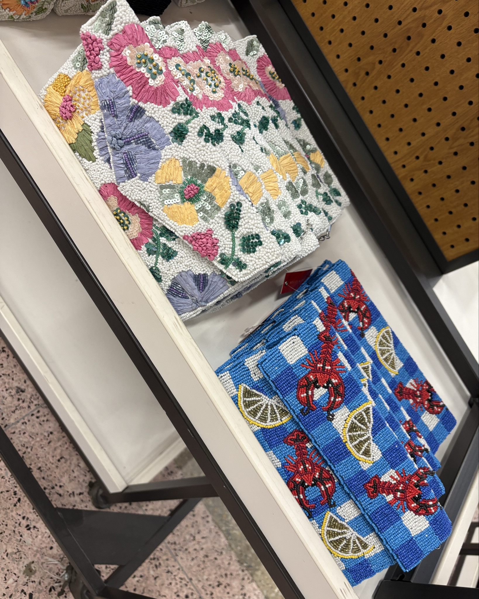 Watch out! @DSW has the cutest clutches for Spring and Summer! They are currently 20% off online. I'm in love with the blue gingham lobster one, what's not to like. This one is not online yet but check your local store! 

#LTKSpringSale #LTKSeasonal #LTKSaleAlert