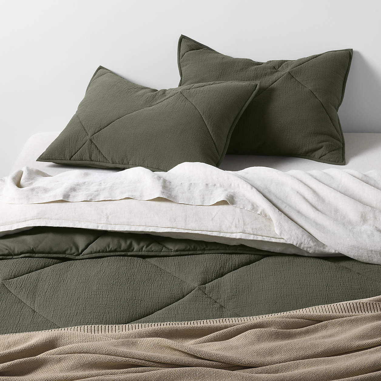 Cotton Crinkle Matelasse Calm Beige King Comforter + Reviews | Crate & Barrel | Crate & Barrel