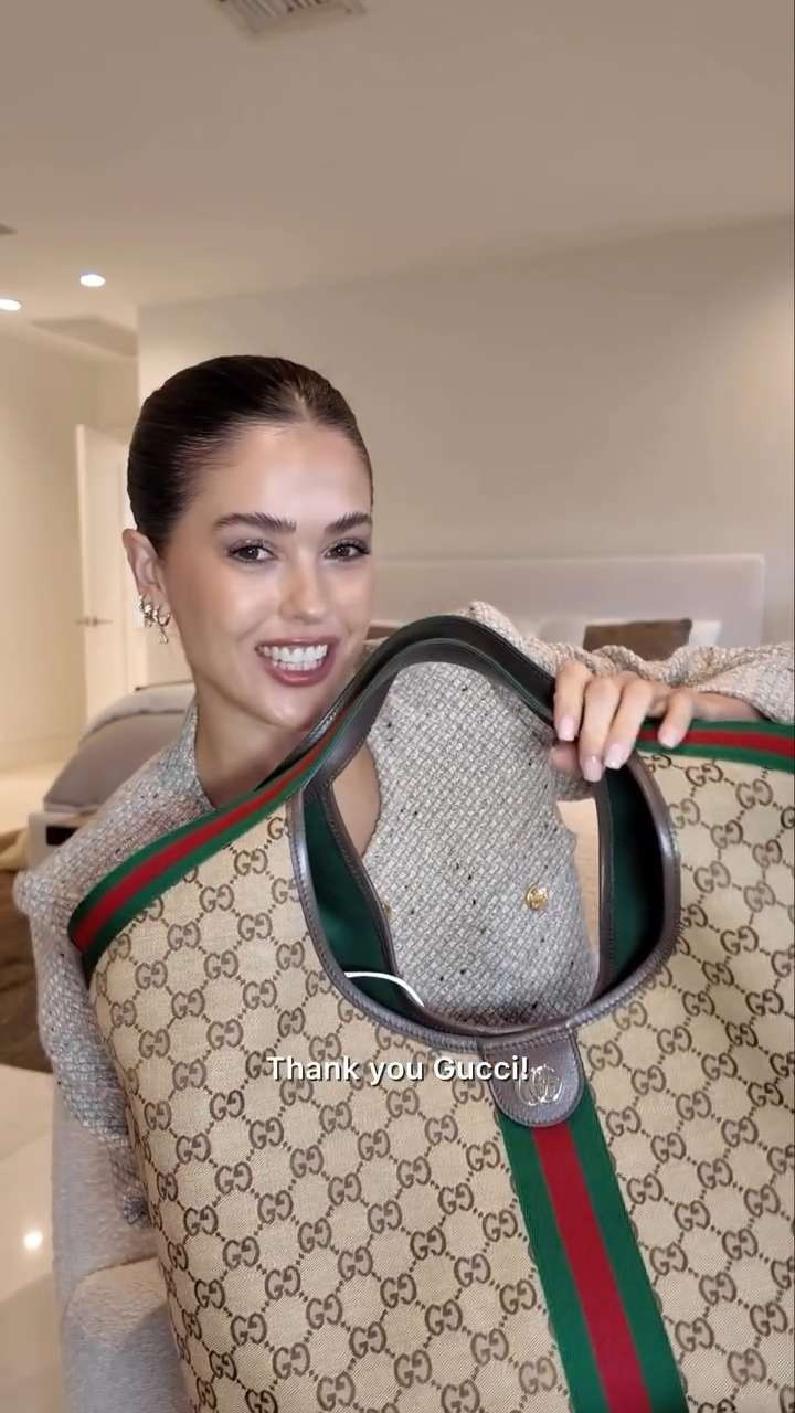 90% of my personality is me switching between languages mid-sentence and hoping people keep up. 

 #LTKHome #LTKStyleTip #LTKItBag