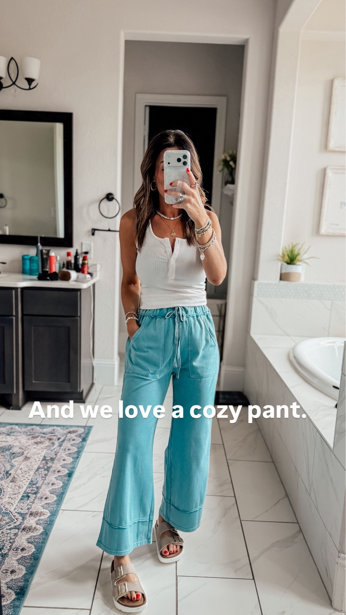 Wearing an XS in these pants, I’m 5”6 for reference!

#LTKgrwm #LTKootd #LTKdayinmylife