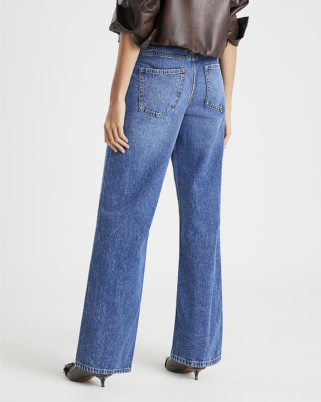 Blue High Waisted Relaxed Straight Leg Jeans | River Island UK & IE