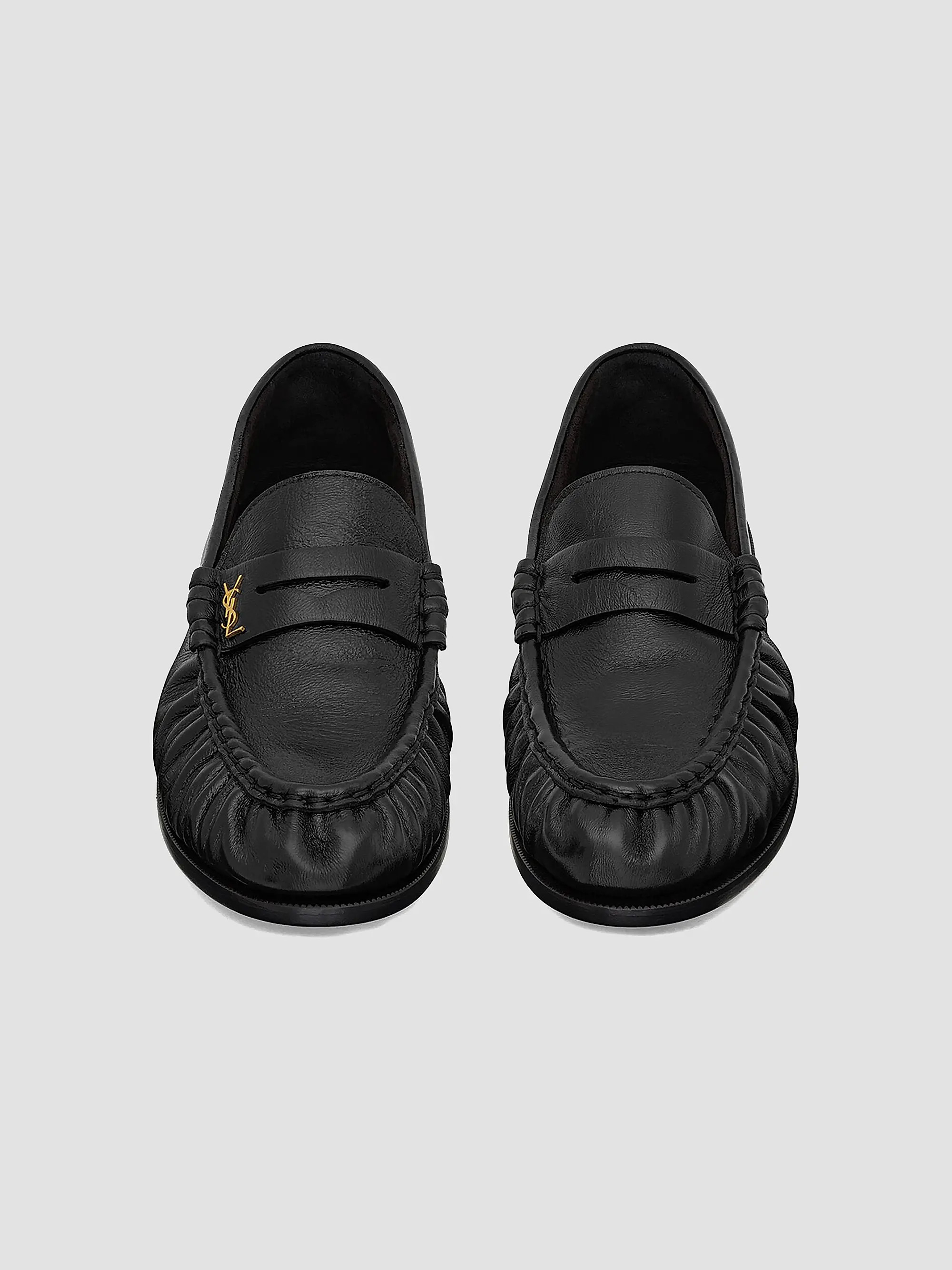 Le Loafers Supple in Shiny Leather | Saks Fifth Avenue