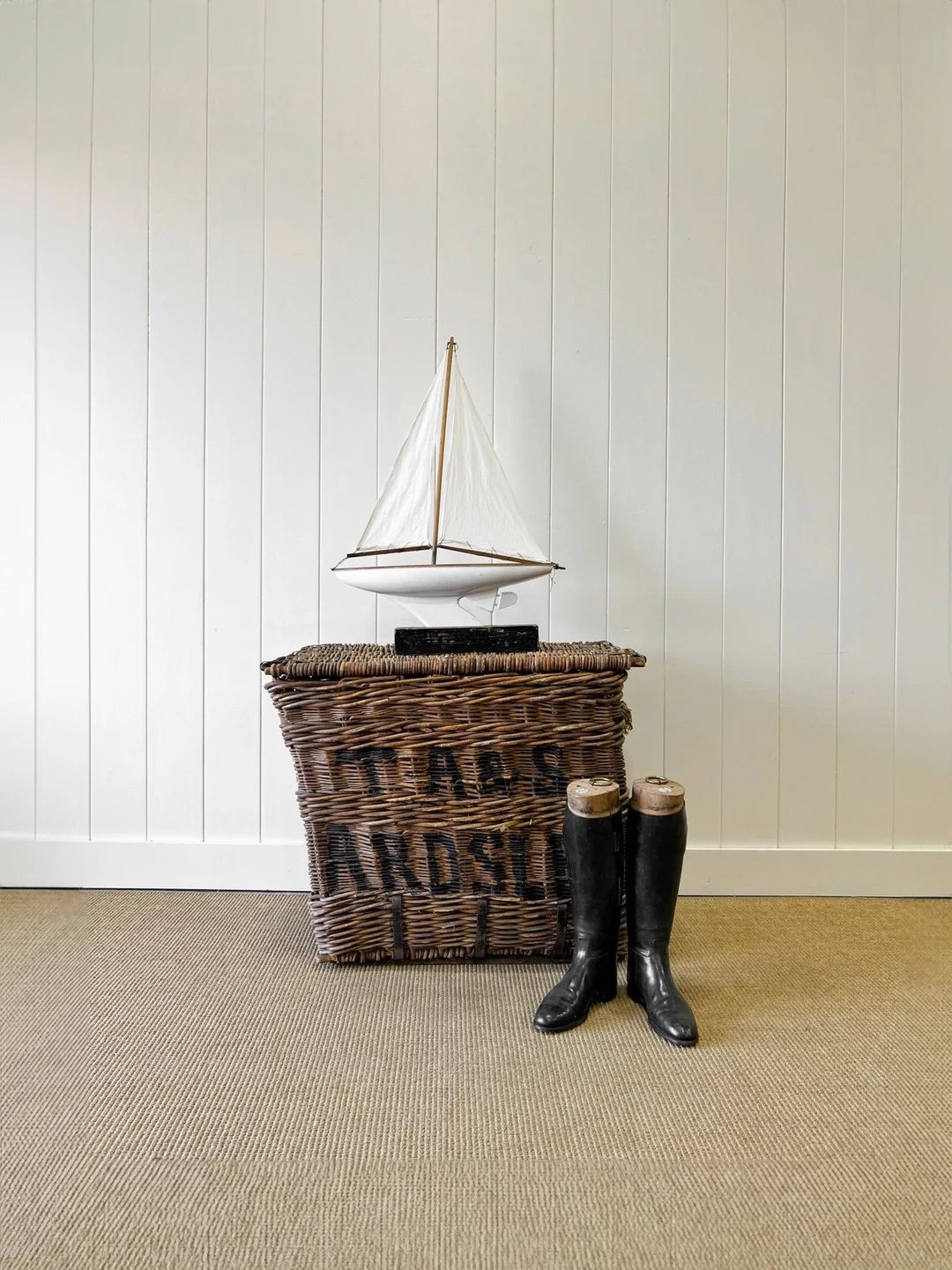 An Antique English Hotel Linen Basket - Etsy | Etsy (US)