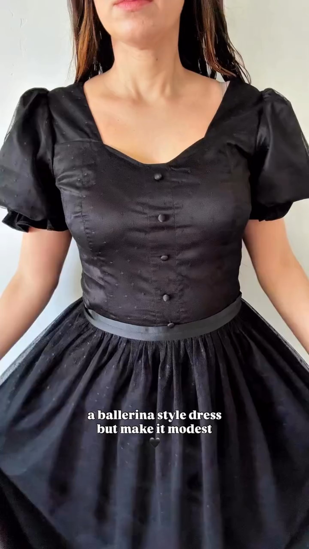 a dress that checks all boxes:

puffy sleeves, pockets, petite friendly length and stunning fabric 🖤

the Triolet is a classic and so well made! 
shop through the link in bio for 20% off in this and many other styles ❣️

@poetdresses