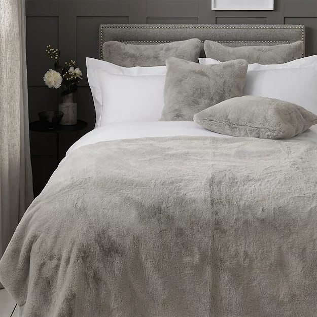Super-Soft Faux-Fur Throw & Cushion Cover Collection
    
            
    
    
    
    
    
 ... | The White Company (UK)