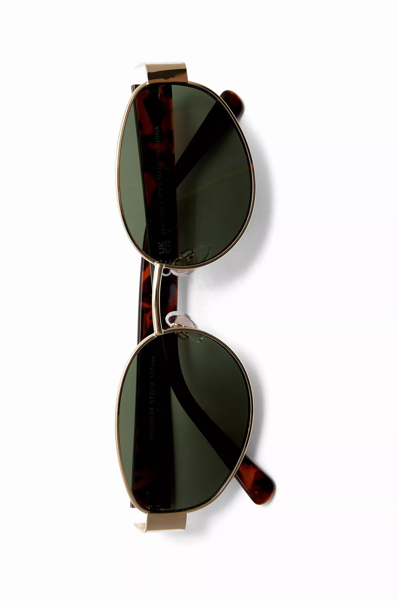Metal sunglasses with wide temples | PULL and BEAR UK