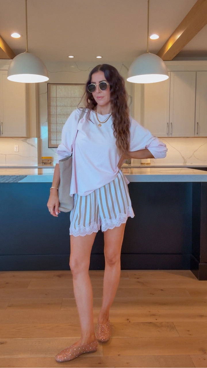 Outfit is from Aerie! Wearing a small in the top & bottom. 

Aerie finds, spring fashion 
@Aerie

#LTKootd #LTKgrwm #LTKSaleAlert