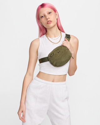 Nike Aura Crossbody Bag (2L) | Nike (US)