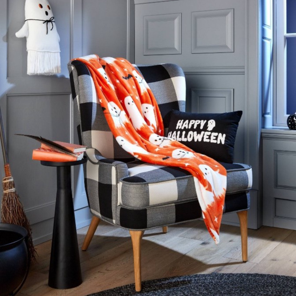 Halloween is here!! #spookyseason #halloween 

#LTKunder50 #LTKhome #LTKSeasonal