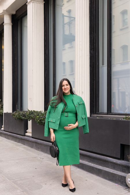 Third Trimester Date Night  in Green 🍀

Last week, we had celebrations in Tribeca. Wore this stunning dress from @anntaylor that looked so good with my baby bump. 🤍

For blog post and outfit details, click the link in my profile. Or comment GREEN and I’ll message the outfit directly to you! ☘️



#LTKbump #LTKworkwear #LTKmidsize