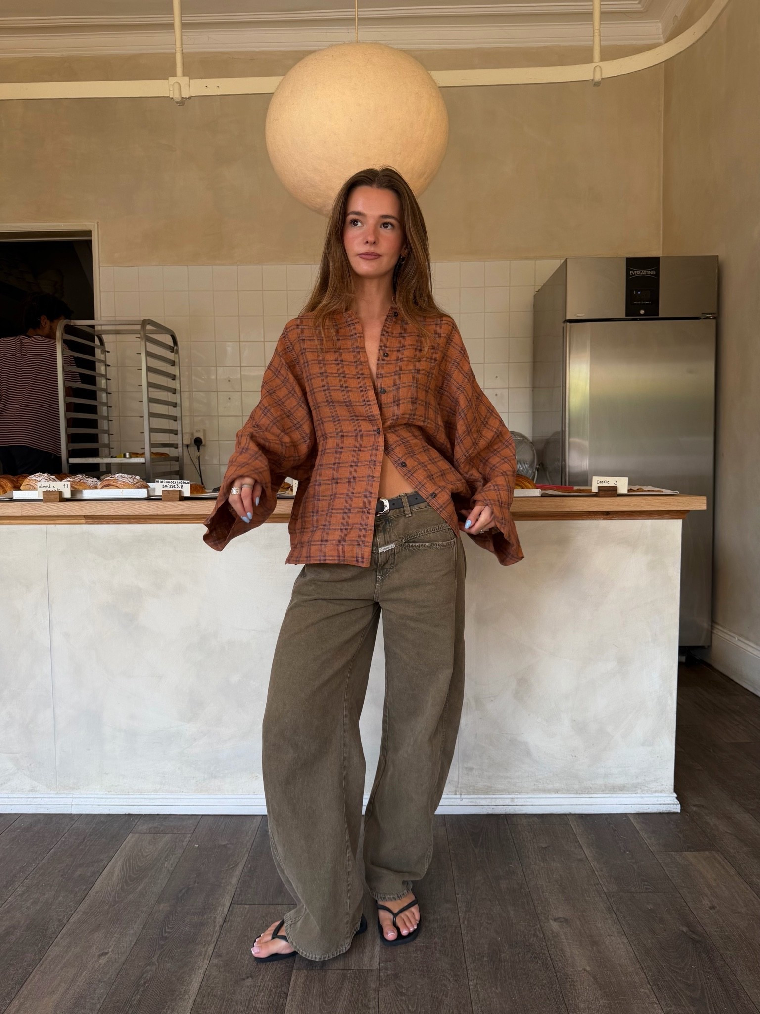Zara shirt, plaid shirt, barrel jeans, khaki jeans, autumn outfit, prefall fashion, autumn fashion, closed jeans

#LTKautumn #LTKuk #LTKjeans