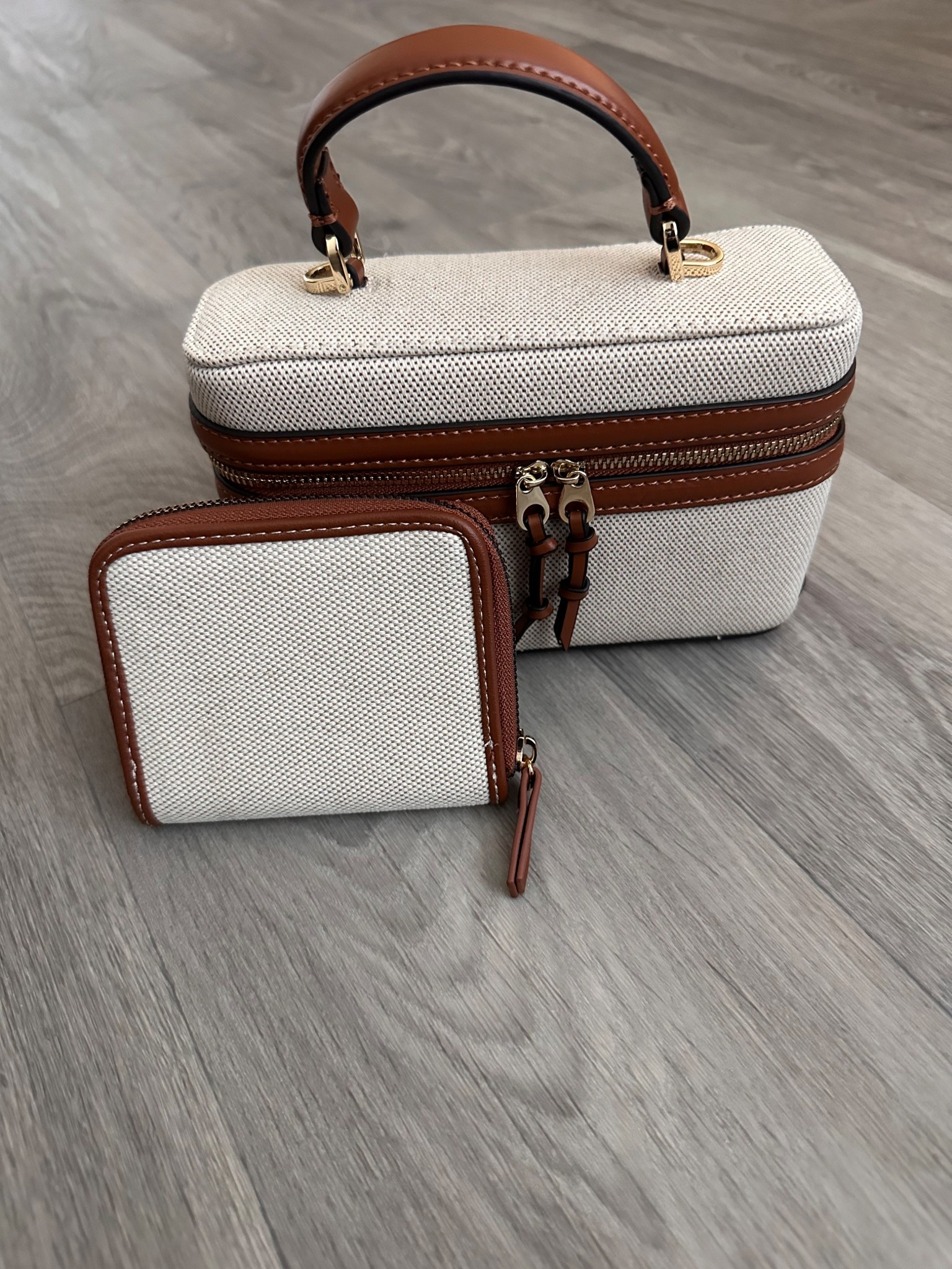 Perfect Summer Bag & Wallet in Neutral & Cognac! 

Zara & Primark collides unknowingly! 
#zara #primark

#LTKootd #LTKSeasonal #LTKSaleAlert