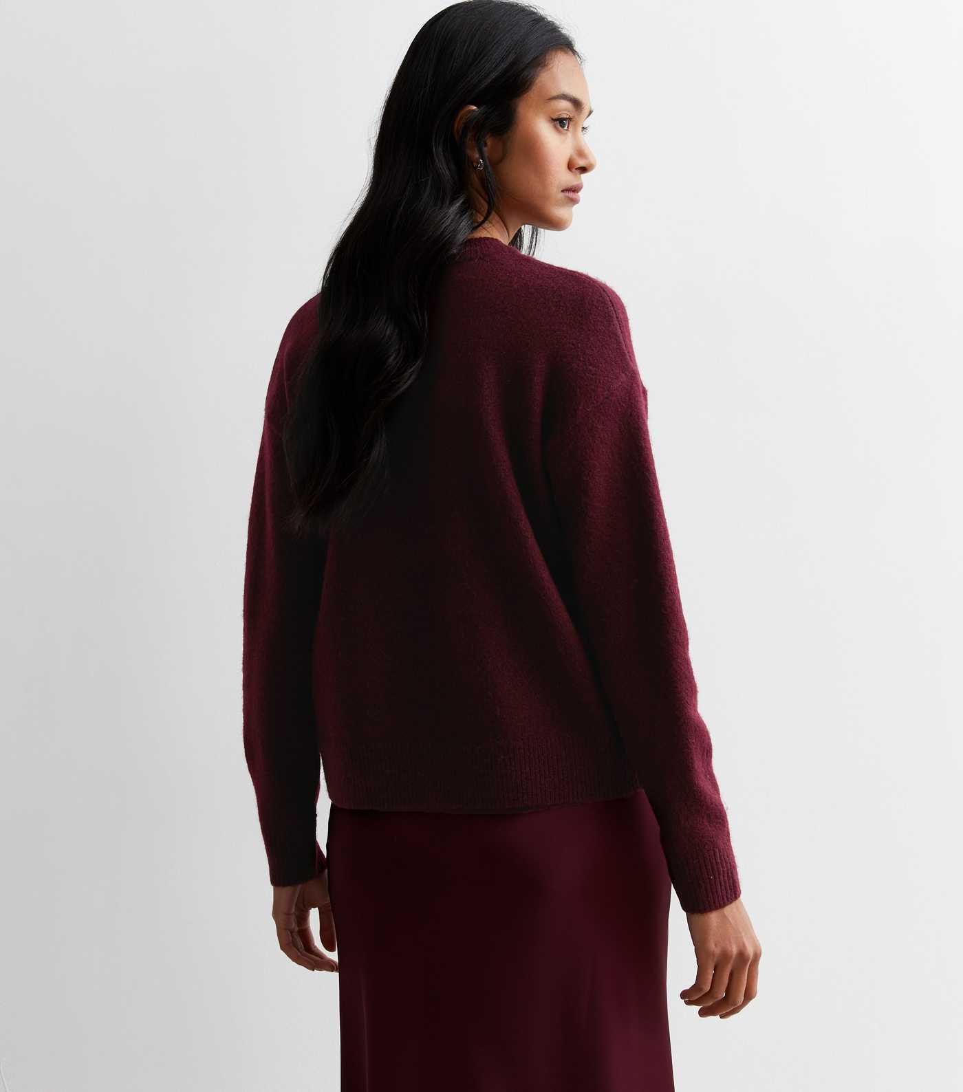 Burgundy Knit Crew Neck Jumper
						
						Add to Saved Items
						Remove from Saved Items | New Look (UK)